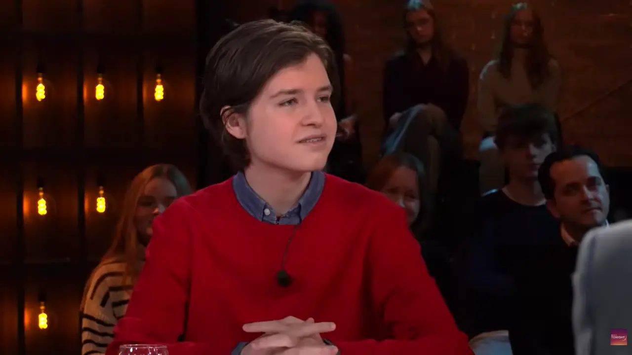 天才少年羅蘭・西蒙斯，竟欲讓人類達成永生！（來源：RTL Tonight@YouTube）