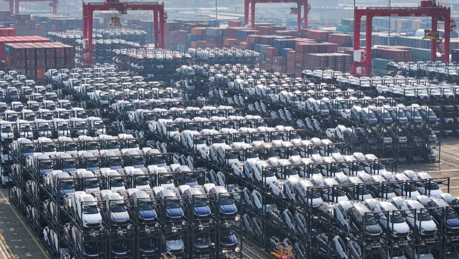 中國6月進口大增36%創五年紀錄，上半年外貿進出口突破25萬億的封面圖片