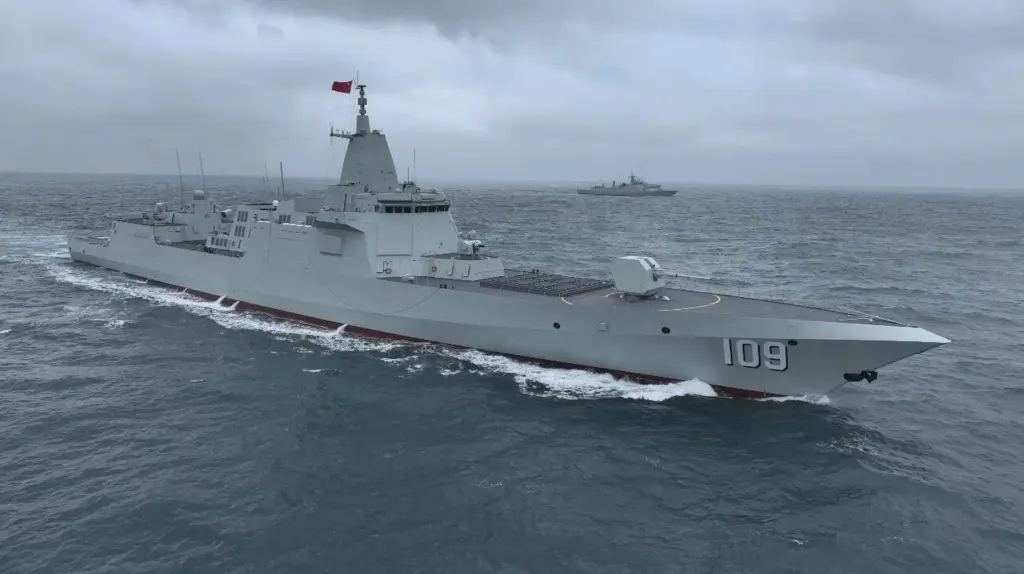 解放軍海軍055型驅逐艦東莞艦。 （新華社）