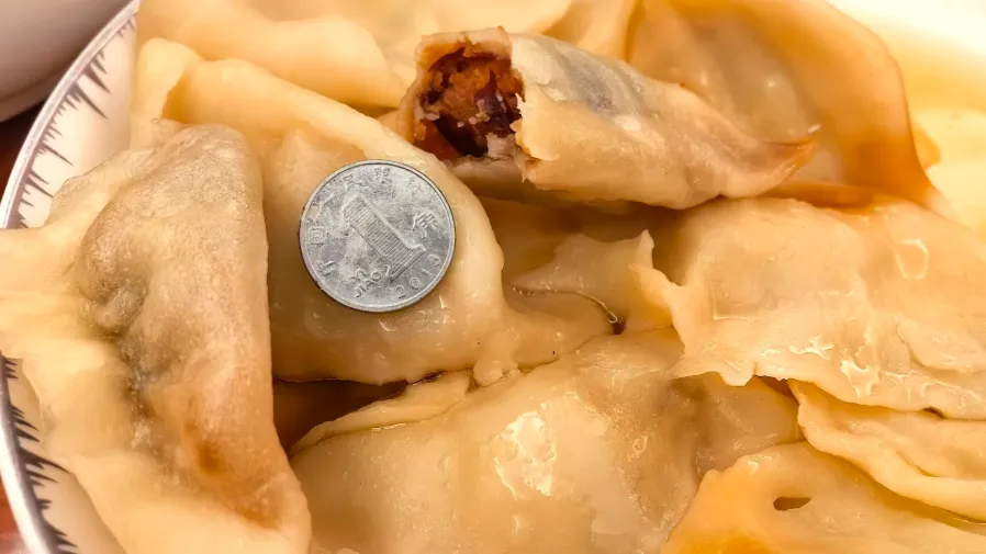 誰說餃子包錢是近幾百年習俗？真相早在唐宋就有！的封面圖片