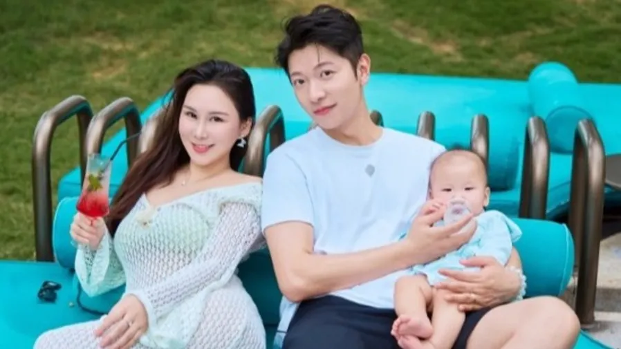 高鈞賢妻子黃梓漫身家暴漲27億後遇風波 美妍堂遭SEC停牌？一家三口近况曝光的封面圖片