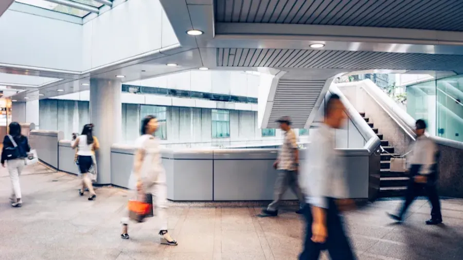 香港公務員劃一加薪 2% 涉 60 億公帑開支 4 月 1 日起生效的封面圖片