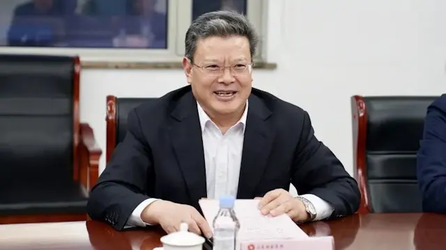 廣東省第十四屆人民代表大會第四次會議於2025年10月15日選舉孟凡利為廣東省人民政府省長 (網上圖片)