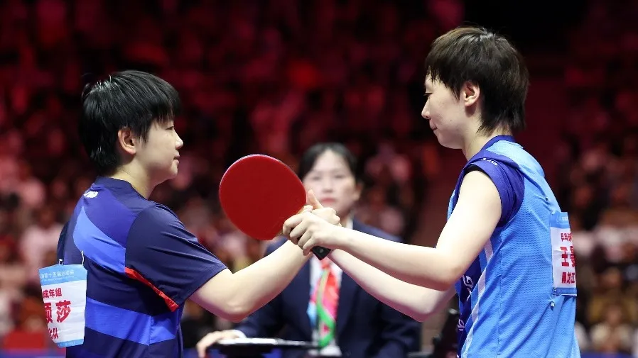 全運會乒乓球女單決賽：王曼昱4-2衛冕，莎昱大戰燃爆全場，「世一」孫穎莎惜敗的封面圖片