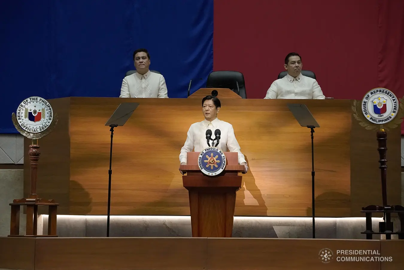 2022 年，馬可斯之子費迪南德·「Bongbong」·馬可斯（Ferdinand “Bongbong” Marcos Jr.）以超過 3,100 萬票的壓倒性優勢當選菲律賓第十七任總統，創下菲律賓總統選舉史上最高得票紀錄。資料圖片