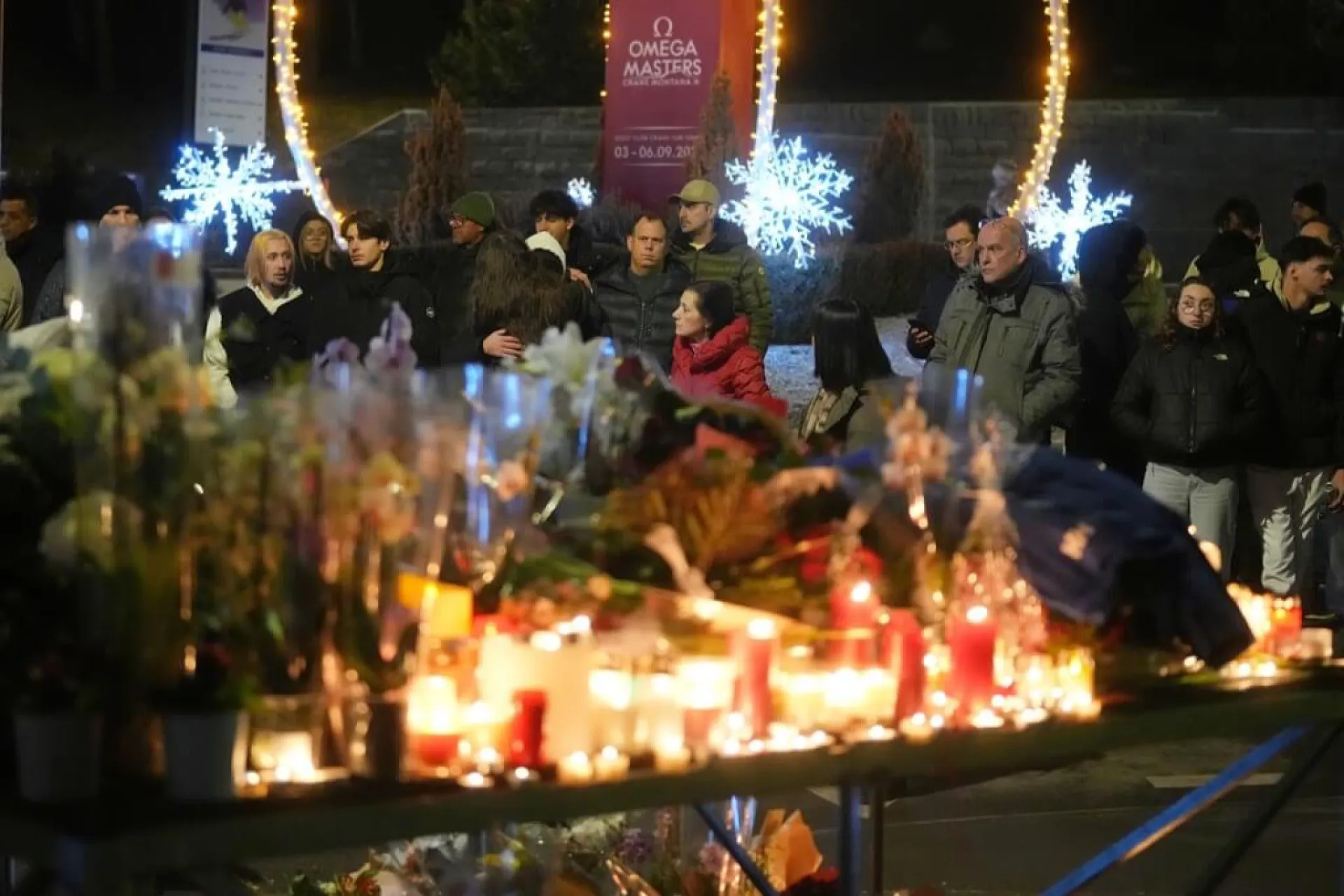 瑞士克蘭蒙丹納跨年酒吧火災　約40死115傷蠟燭引燃木造天花板