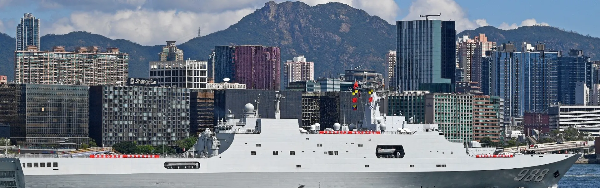 維港揮手告別！戚繼光艦沂蒙山艦結束香港行程 續訪新加坡柬埔寨