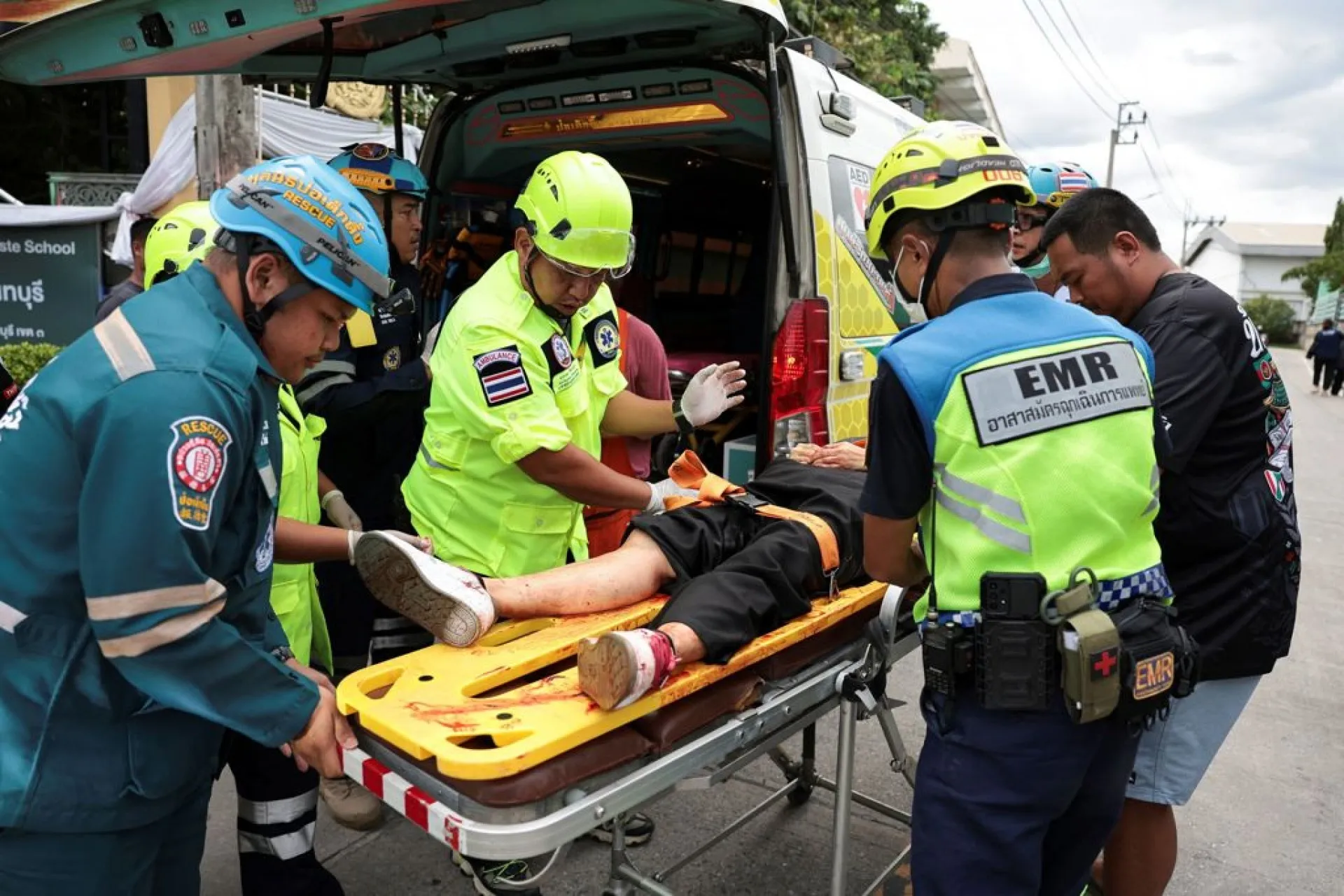 泰國暖武里府校園槍擊｜初中生校內掃射，7死15傷
